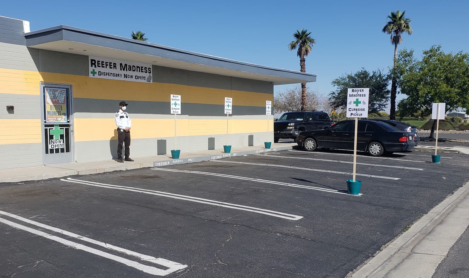 Reefer Madness Dispensary and Lounge — Cannabis Dispensary